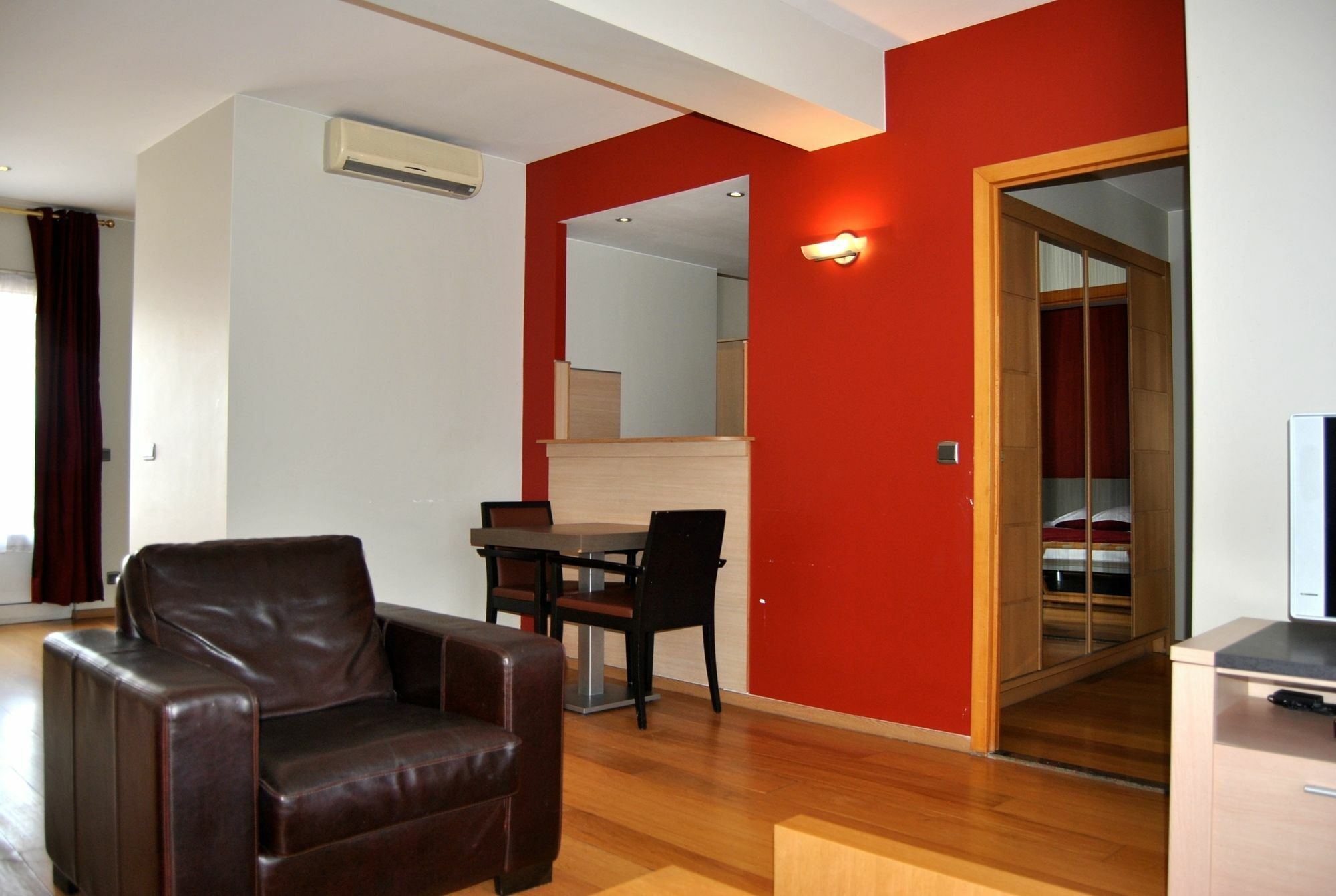 Apartahotel Wellness 3*