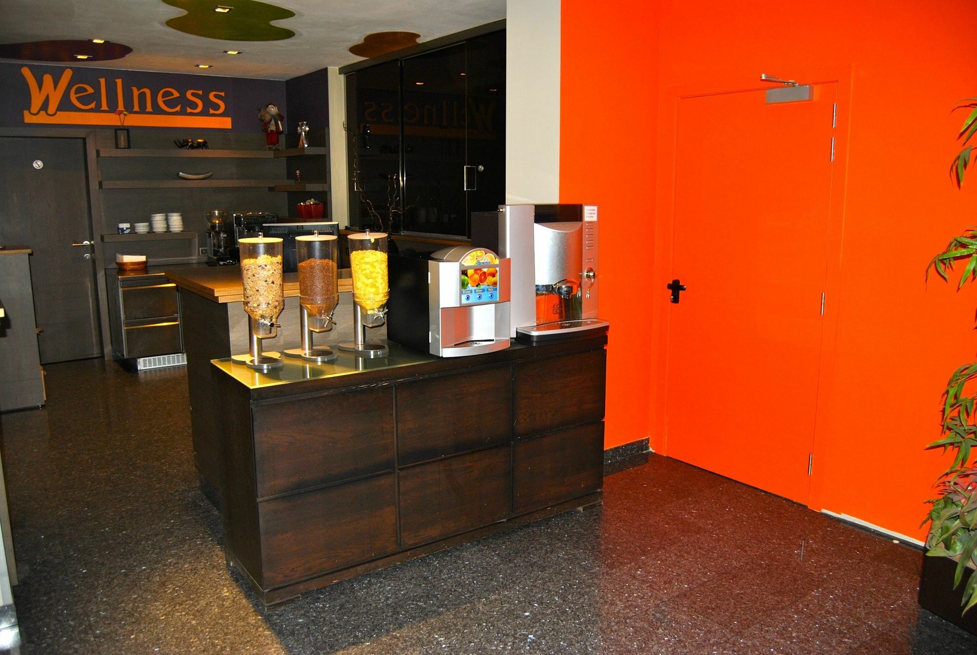 Wellness Apartahotel Bruselas